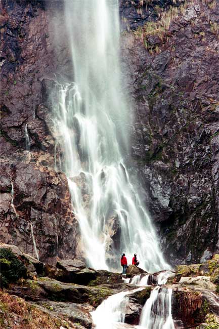 ��ˮ���ٲ�