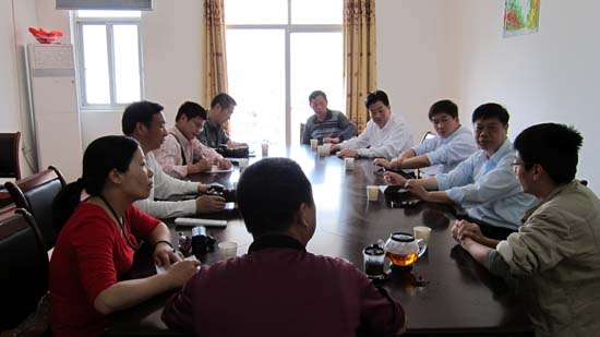 黄小杭调研员组织农业界委员到将乐万安镇考察