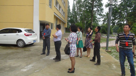 ����Э�������ίԱ��չ����ũ����������΢�ذ����