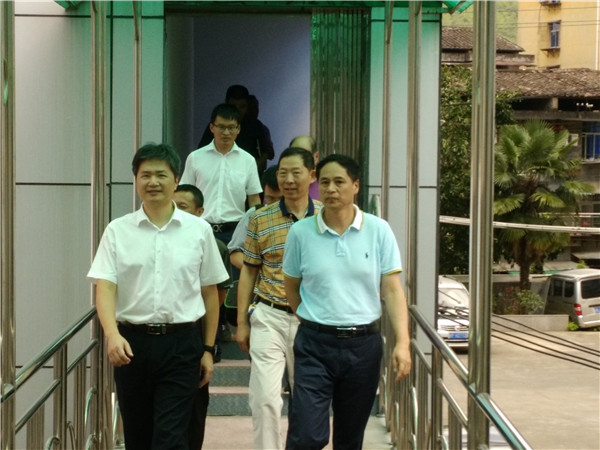市政协黄健平主席到光泽调研指导工作