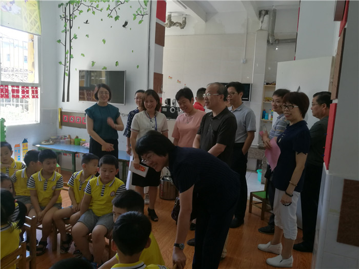 ����Э�쵼�����ص���ѧǰ��������