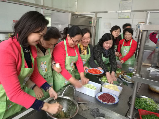 县政协社法民宗委界别活动丰富多彩